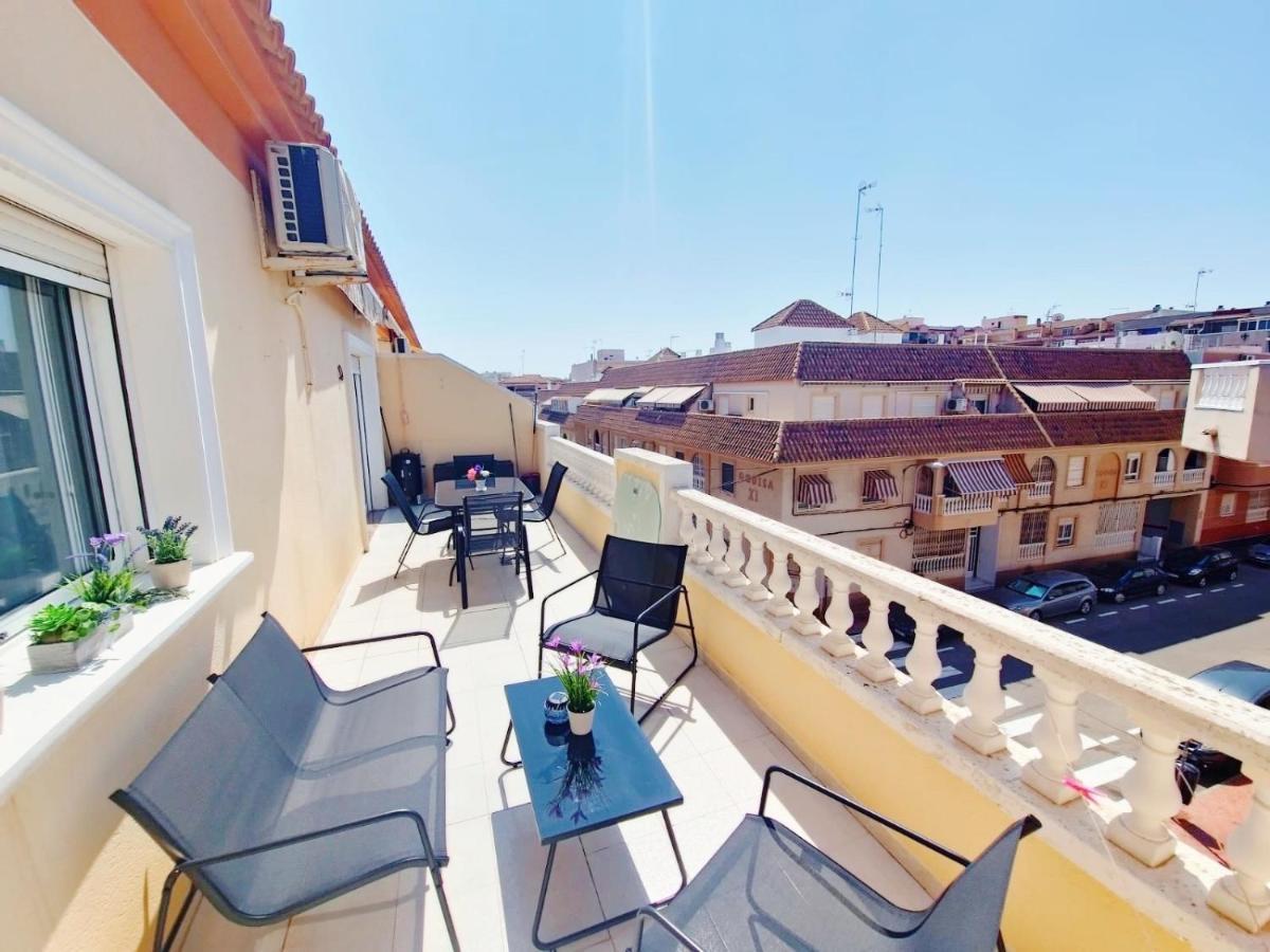 The Prestige Torrevieja Atico Con Barbecoa Apartman Kültér fotó
